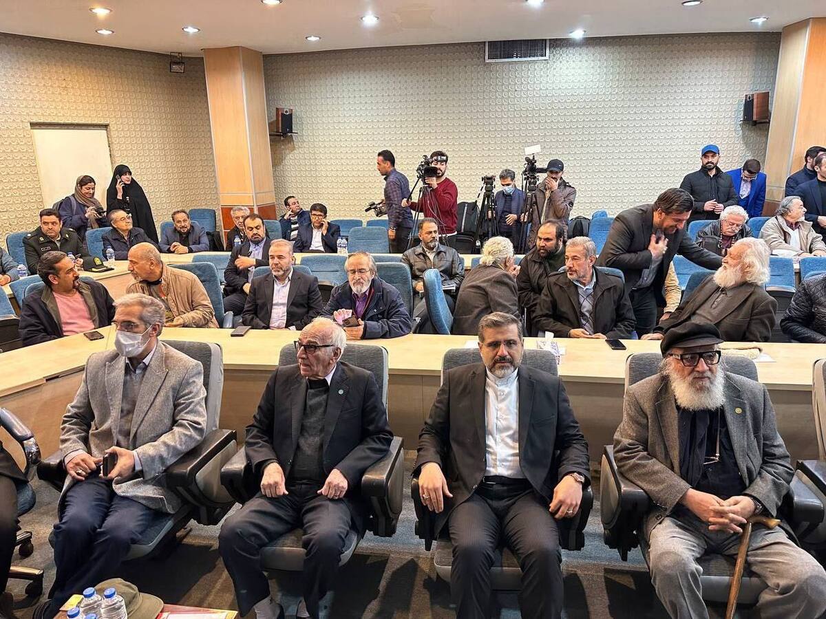 احیای مجدد حریم تئاترشهر داریوش ارجمند: هنرمند باید قلب مردمش را دریابد نه جیب دولت!