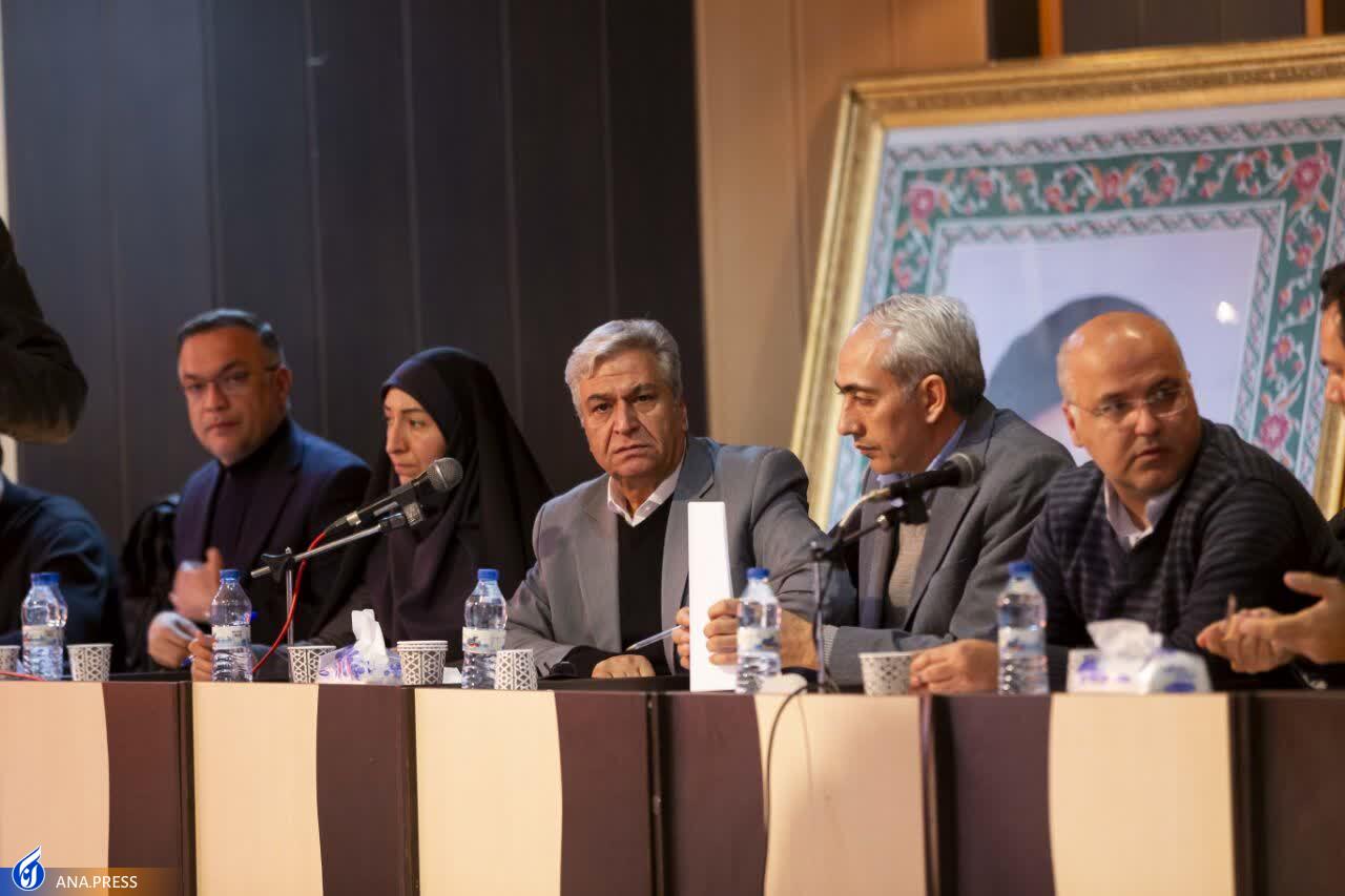 ارائه ایدههای برتر ۱۰ تیم از نوآور و فناور دانشگاه آزاد شبستر در رویداد ایدهآرای ارائه ایدههای برتر ۱۰ تیم از نوآور و فناور دانشگاه آزاد شبستر در رویداد ایدهآرای