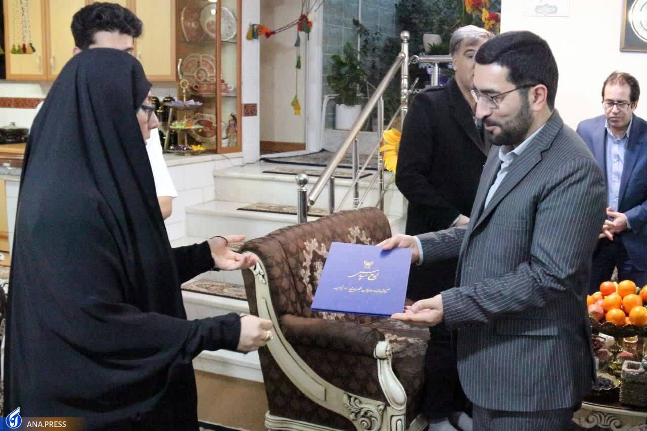 بازدید رئیس مرکز جذب و امور هیئت علمی دانشگاه آزاد از بیت تاریخی امام(ره) بازدید رئیس مرکز جذب و امور هیئت علمی دانشگاه آزاد از بیت تاریخی امام(ره)