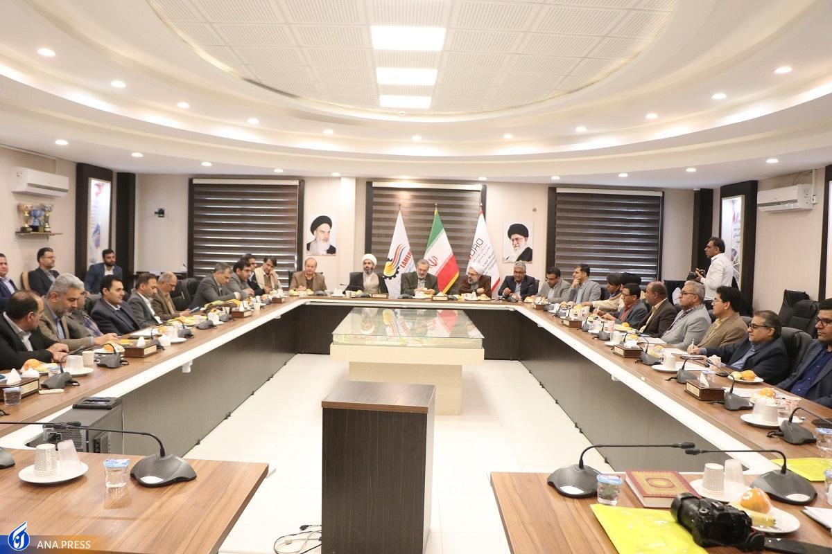 انعقاد تفاهمنامه پژوهشی و فناوری دانشگاه آزاد با منطقه ویژه اقتصادی لامرد