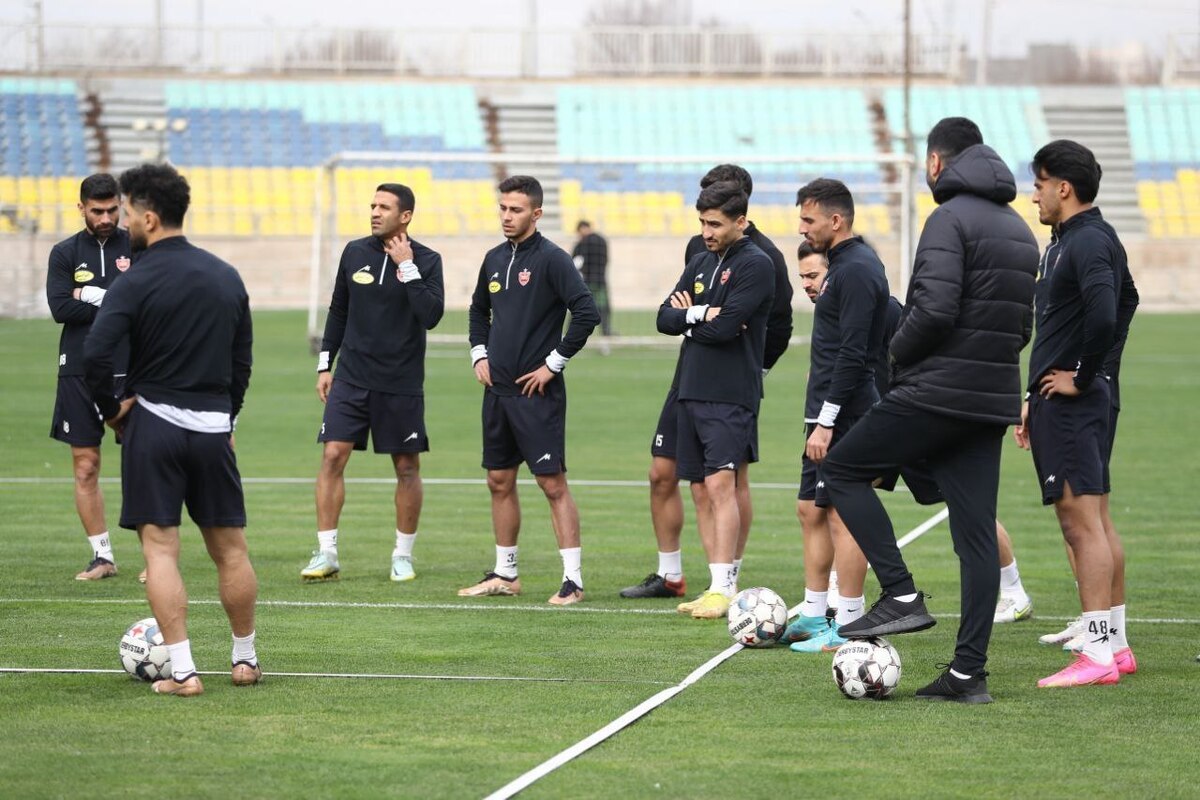برگزاری تمرین پرسپولیس در سالن بدنسازی و زمین چمن با بازگشت ریگی سید جلال باز هم غایب بود