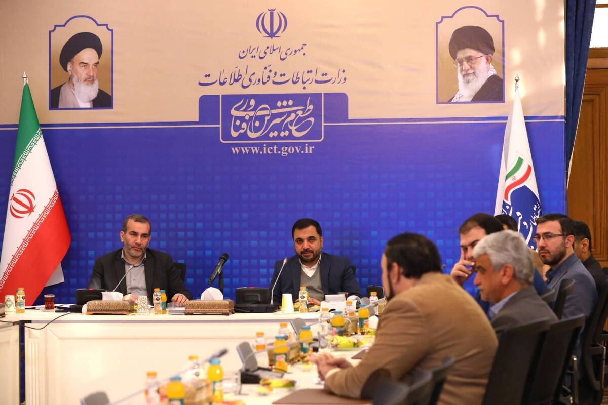 پوشش فیبر نوری شهر کرمانشاه تا نیمه شعبان تکمیل میشود