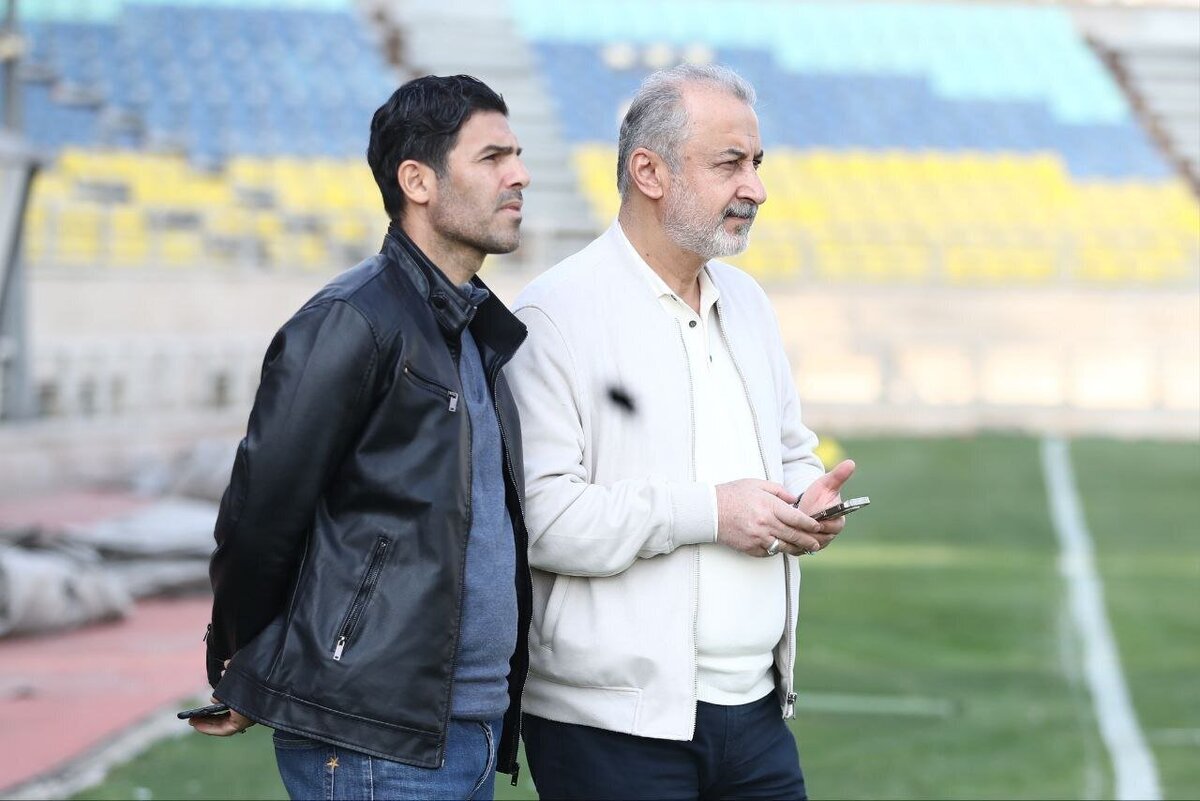 بادامکی: ننکا مشکل خانوادگی دارد در مورد اوسمار و پرسپولیس حاشیه میسازند