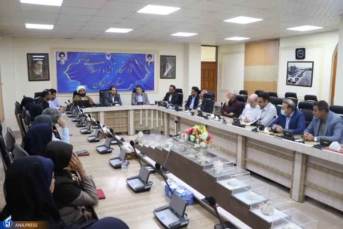 تحصیل ۵ هزار دانشآموز در مدارس سمای بندرعباس