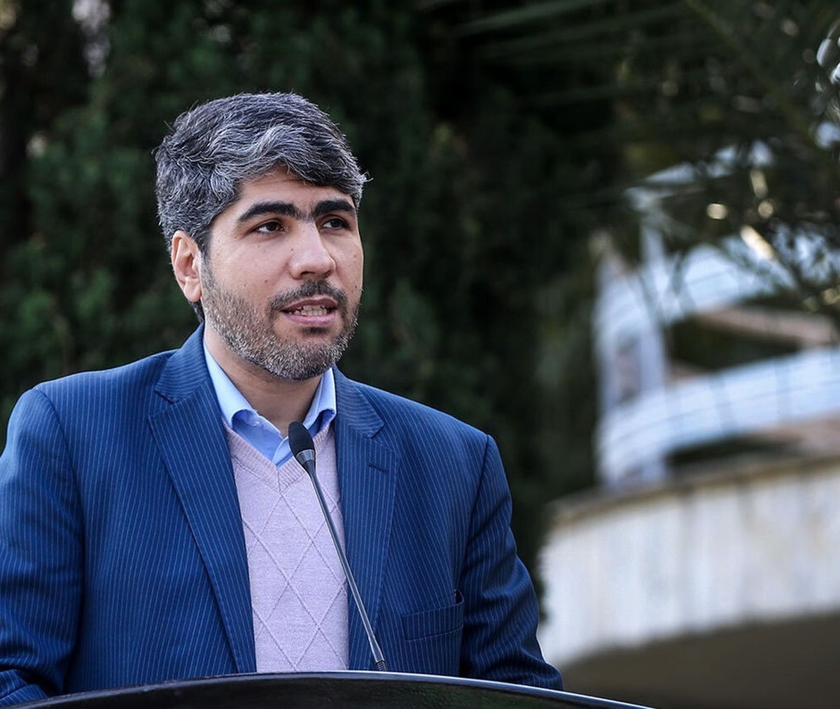 لطیفی: نشست مشترک دولت و مجلس برای بررسی «طرح ساماندهی کارکنان دولت»
