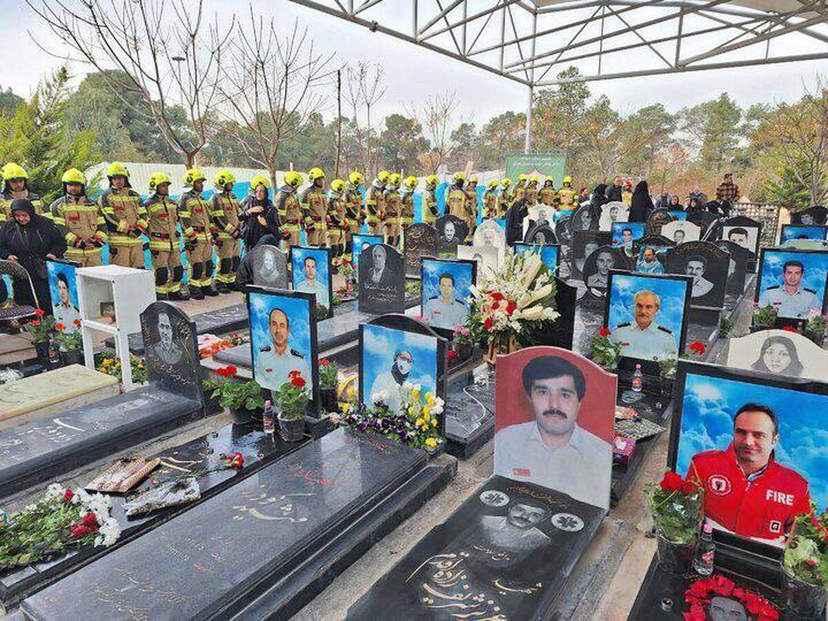 خون شهدای آتشنشان حادثه پلاسکو فصل جدیدی در آتشنشانی کشور باز کرد