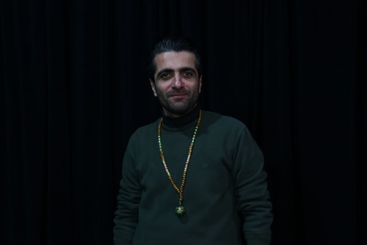 شاعرانگی دوباره محسن اردشیر با «سیاه خال»