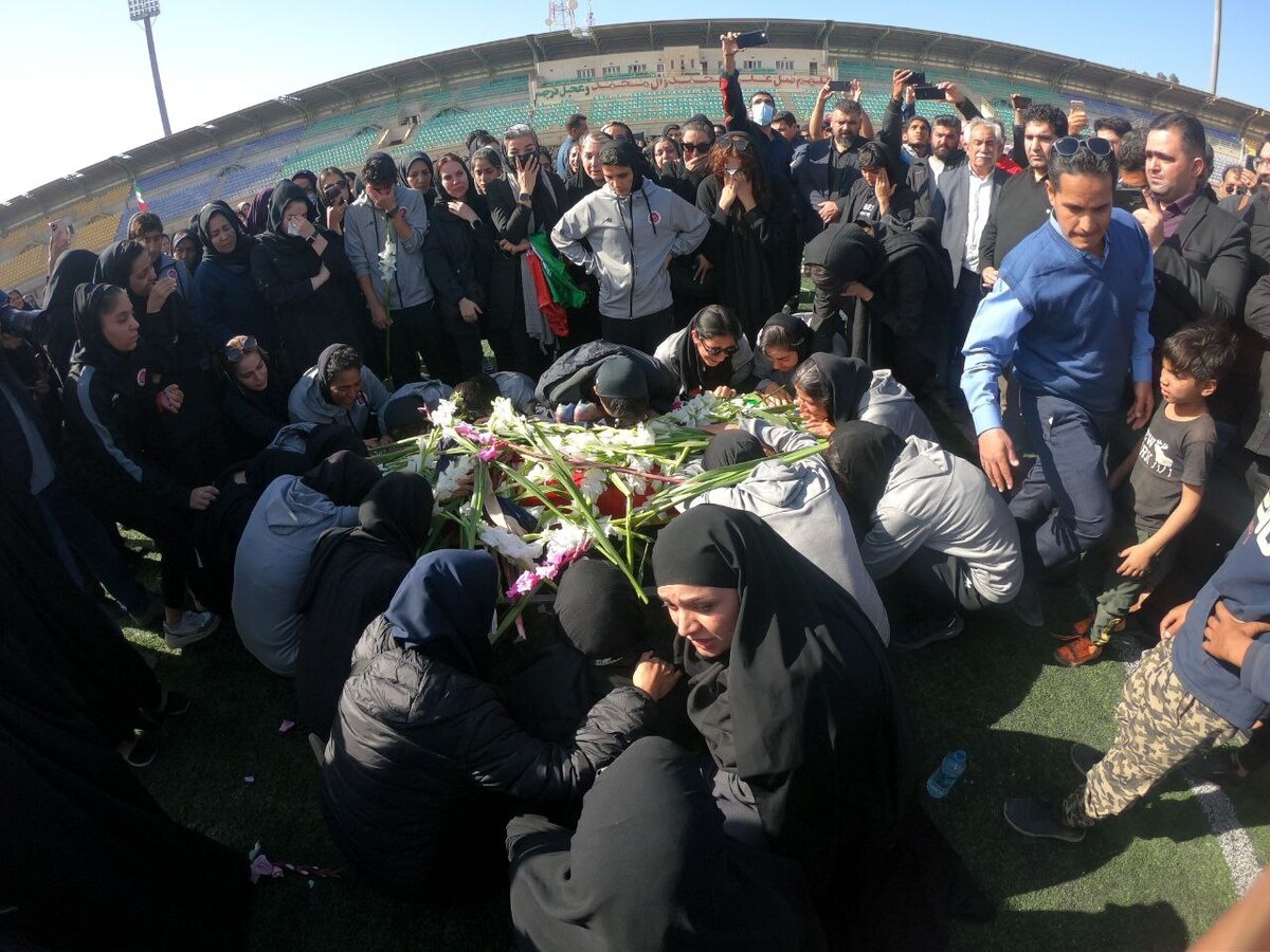 پیکر ملی‌پوش فوتبال بانوان تشییع شد