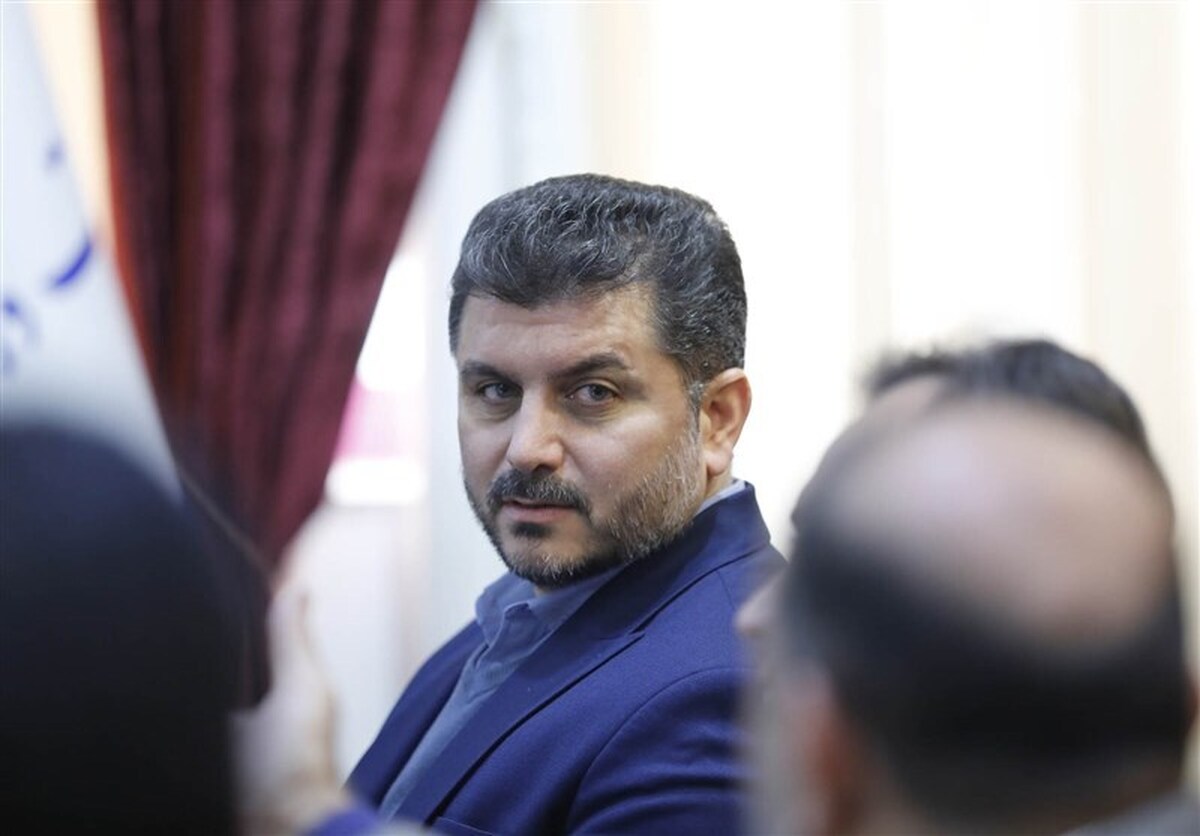 فرهادیان: مشکل حواله خودروی بازیکنان تیم ملی حل می‌شود