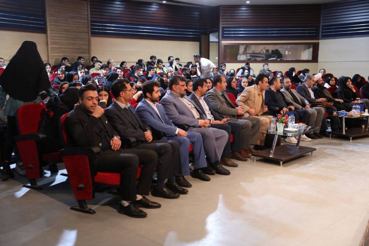 نشست رئیس مرکز وکلای قوه قضاییه با موضوع انتقام سخت
