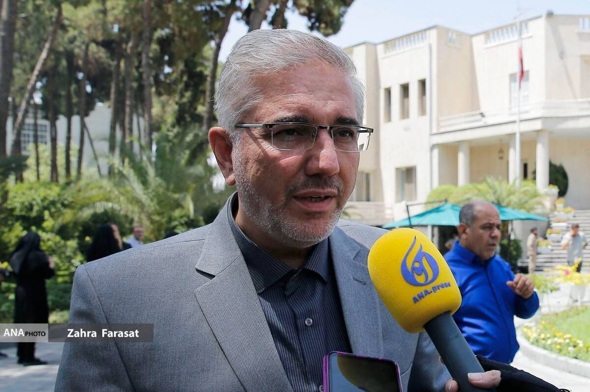 منظور: دولت ارادهای برای کاهش یارانهبگیران ندارد