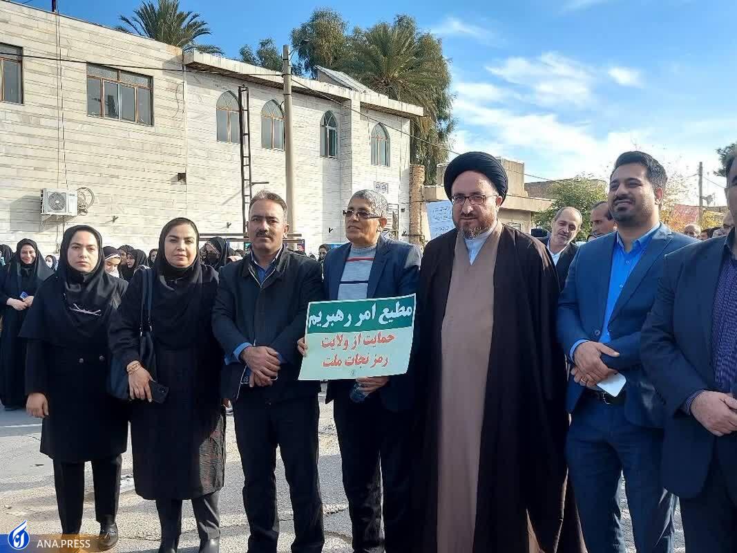 طنین «مرگ بر آمریکا» دانشگاهیان این بار بلندتر از همیشه/ روز «بصیرتی» که تبدیل به یومالله شد طنین «مرگ بر آمریکا» دانشگاهیان این بار بلندتر از همیشه/ روز «بصیرتی» که تبدیل به یومالله شد