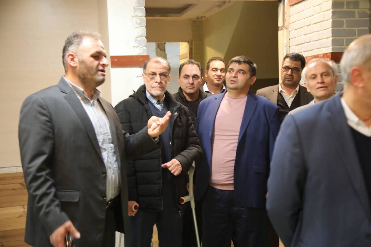 انوشیروانی: مصیبت زیاد کشیدهایم، اما خیلی قوی داریم جلو میرویم