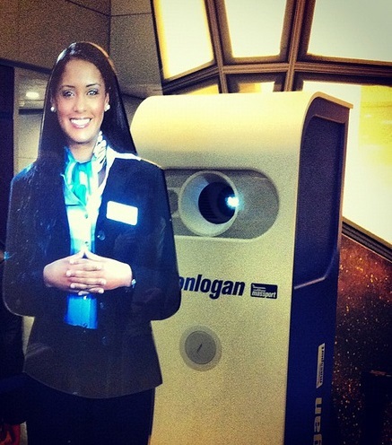 دستیاران هولوگرامی همیشهپاسخگو دستیاران هولوگرامی همیشهپاسخگو