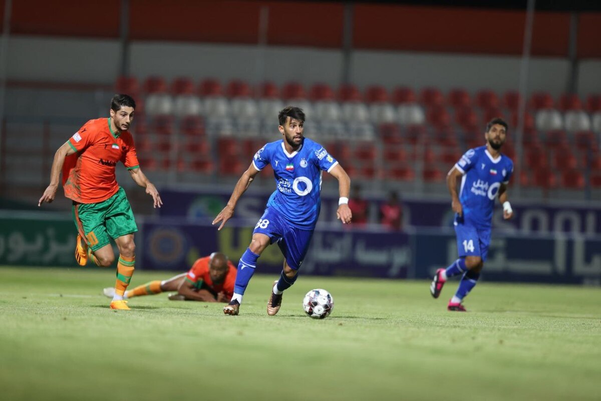لغو دیدارهای جام حذفی استقلال و پرسپولیس