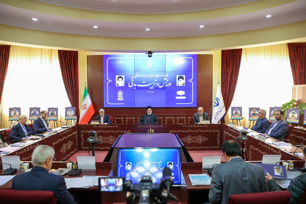رئیسی: نظارت بر قرارداد ورزشکاران و عدالت جنسیتی در ورزش رعایت شود