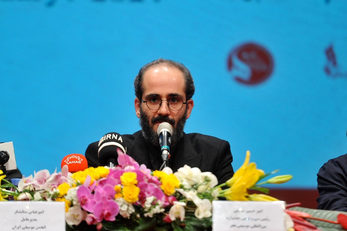 حضور بانوان در جشنواره موسیقی فجر پررنگ است/ ناهماهنگیهای موردی را به سیاستهای دفتر موسیقی تعمیم ندهیم