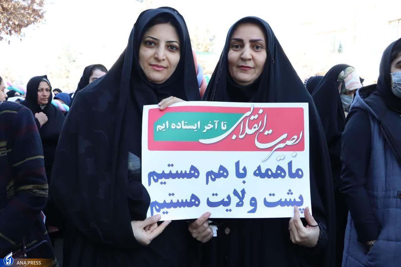 عهد پایدار دانشگاهیان در بهمن تماشاییِ ۱۴۰۲/ حماسه دانشجویان دیدنی شد + فیلم و عکس عهد پایدار دانشگاهیان در بهمن تماشاییِ ۱۴۰۲/ حماسه دانشجویان دیدنی شد + فیلم و عکس