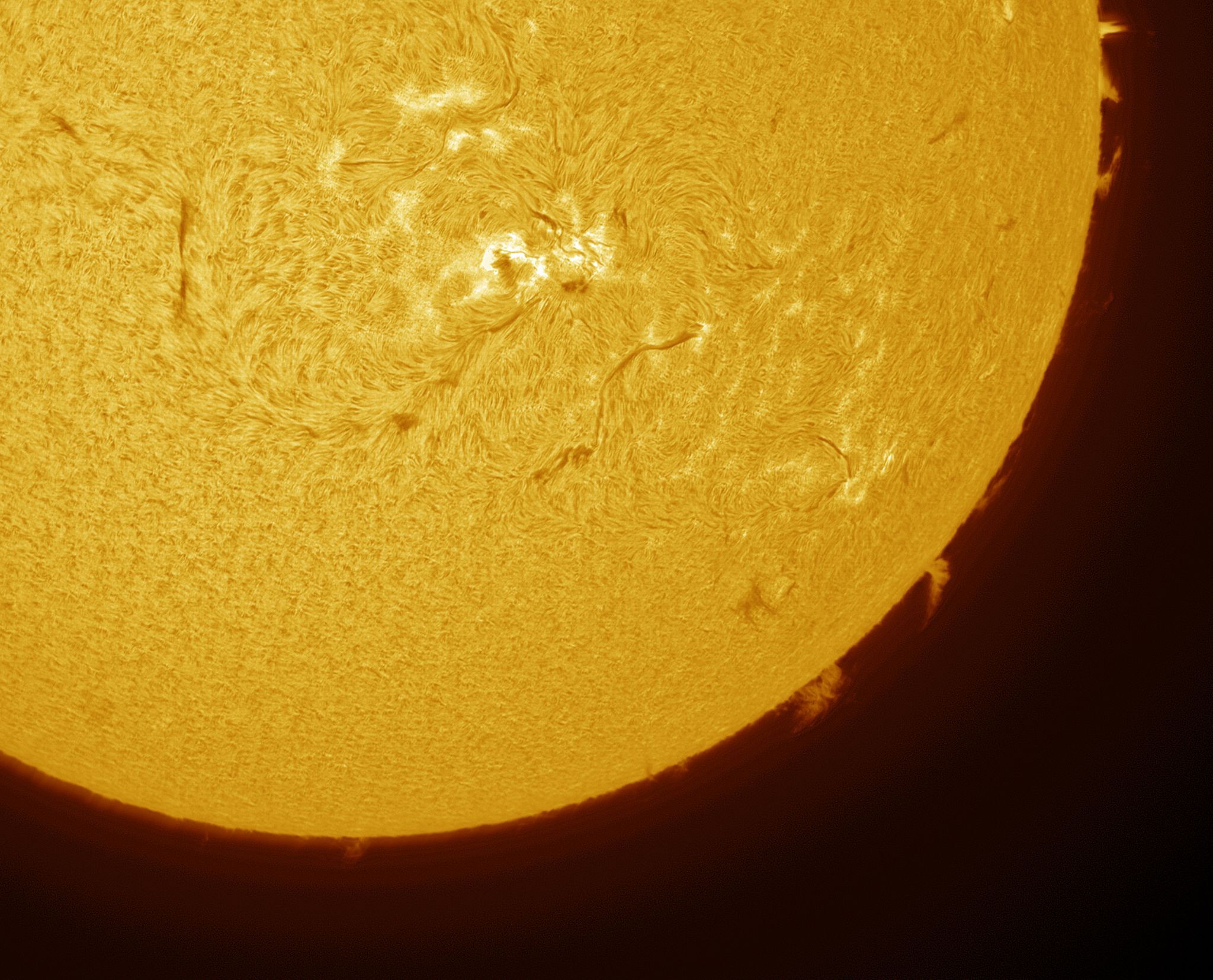 تصاویر نجومی ۲4 بهمن (۱3 فوریه)