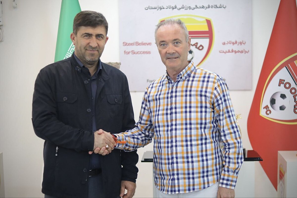 فسخ قرارداد سرمربی فولاد  آل نعمه فعلا مربی موقت شد