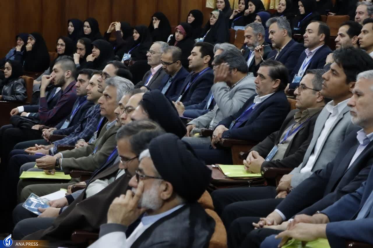 سبقت «ترجمه» در متون درسی از تولید علم/مرجعیت علمی تنها ثبت مقالات در «ISI» نیست سبقت «ترجمه» در متون درسی از تولید علم/مرجعیت علمی تنها ثبت مقالات در «ISI» نیست