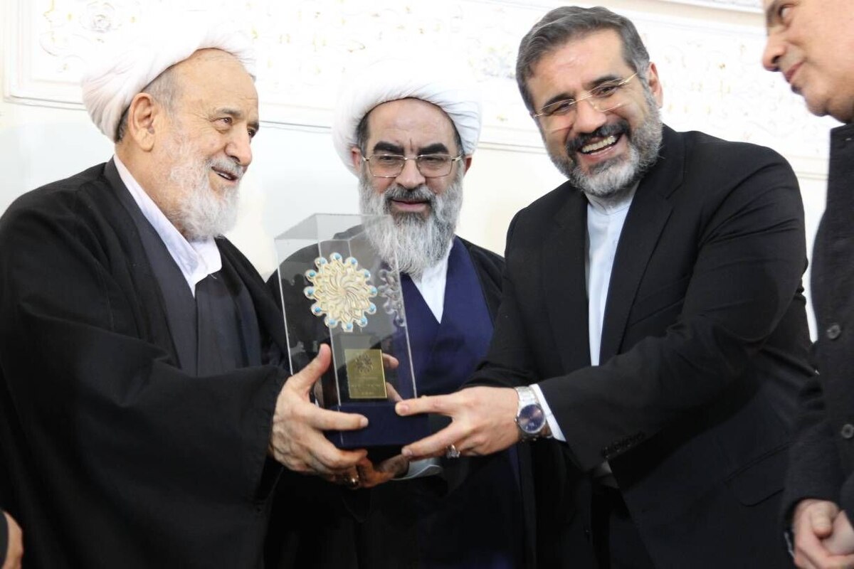 نکوداشت مقام علمی و فرهنگی استاد «شیخ حسین انصاریان» برگزار شد