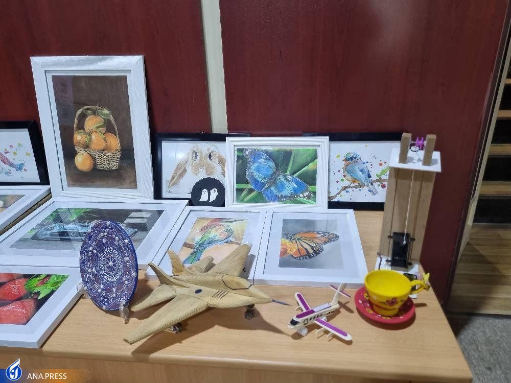 رونمایی از کتاب شعر برگزیده سهسالانه جشنواره شعر صحیفه سجادیه رونمایی از کتاب شعر برگزیده سهسالانه جشنواره شعر صحیفه سجادیه