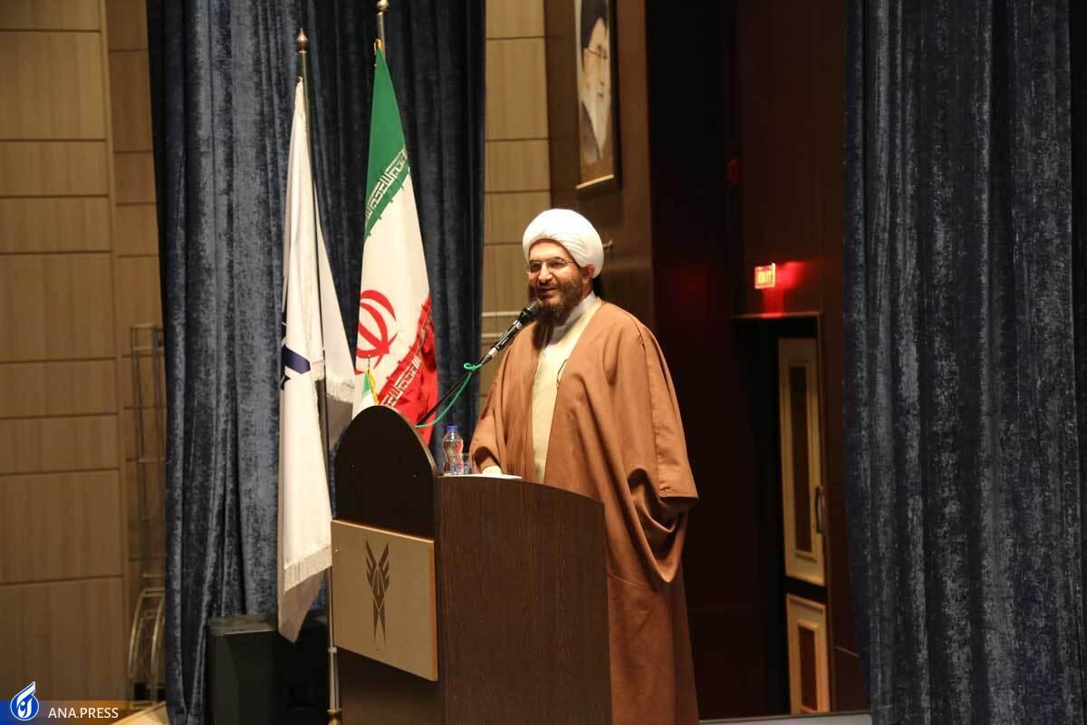 حاجعلیاکبری: وجه تمایز جشنواره عکس هدایت بهرهگیری از زبان هنر است