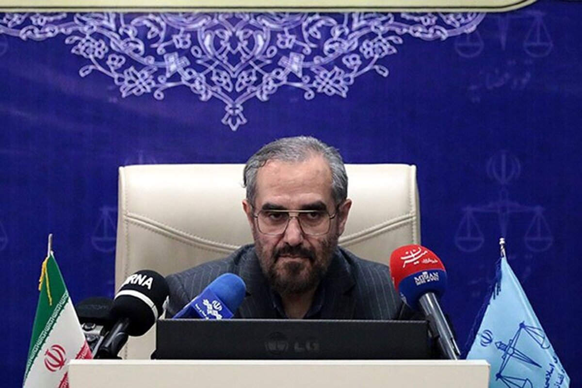 قابلیتهای گوناگون فضای سایبری چالش برانگیز شده است