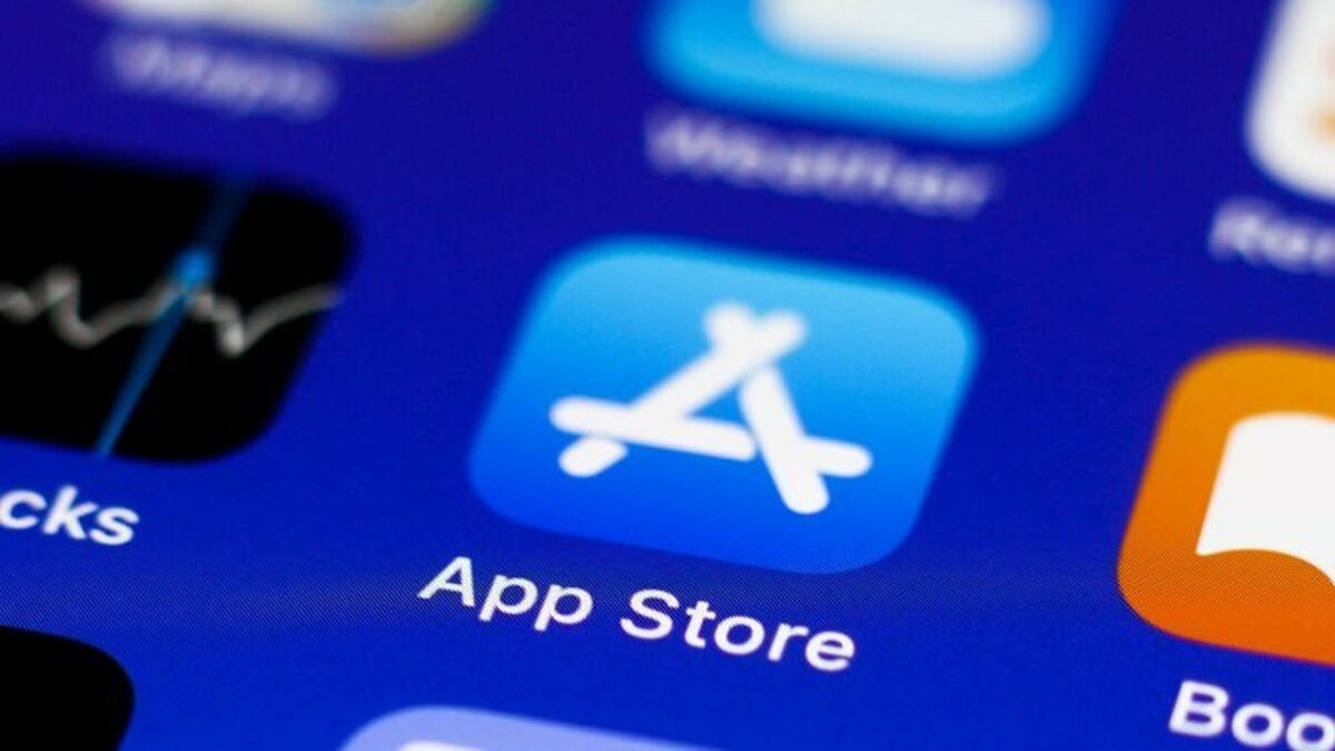 دانلود برنامههای خارج از اپاستور امکان پذیر شد