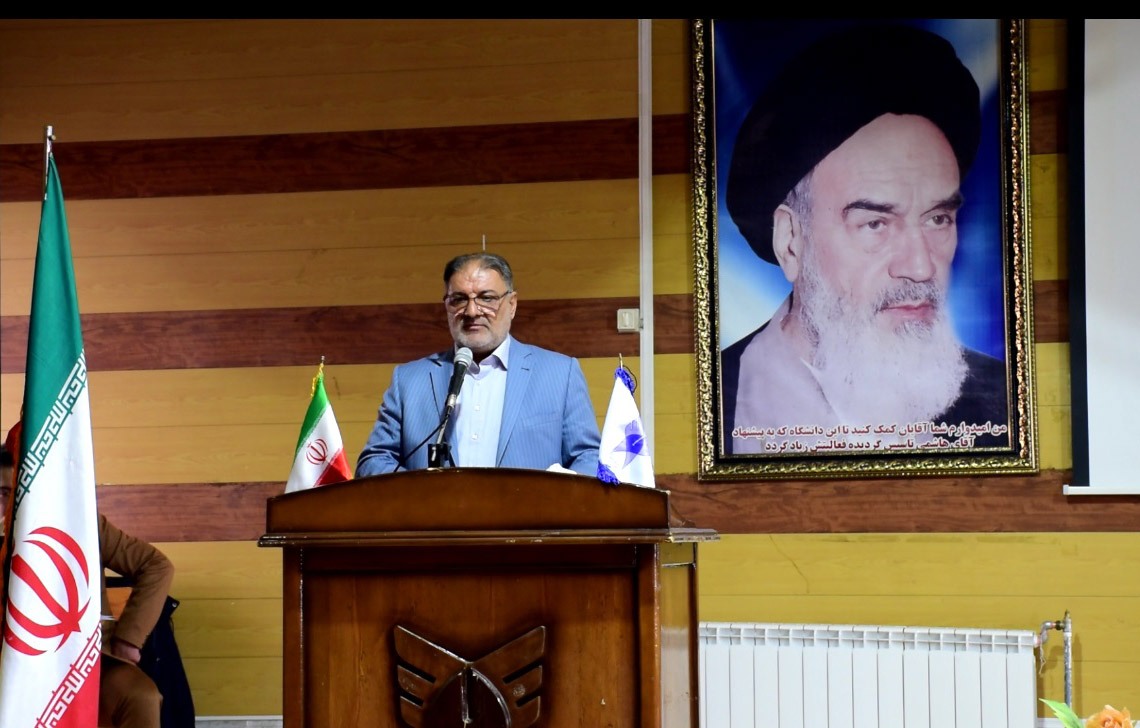 تأثیر ۹۰ برابری صنعت زنبورداری در حوزه&zwnj;های کشاورزی و محیط زیست/ ۴۰ درصد عسل&zwnj; فروشگاه&zwnj;ها تقلبی است