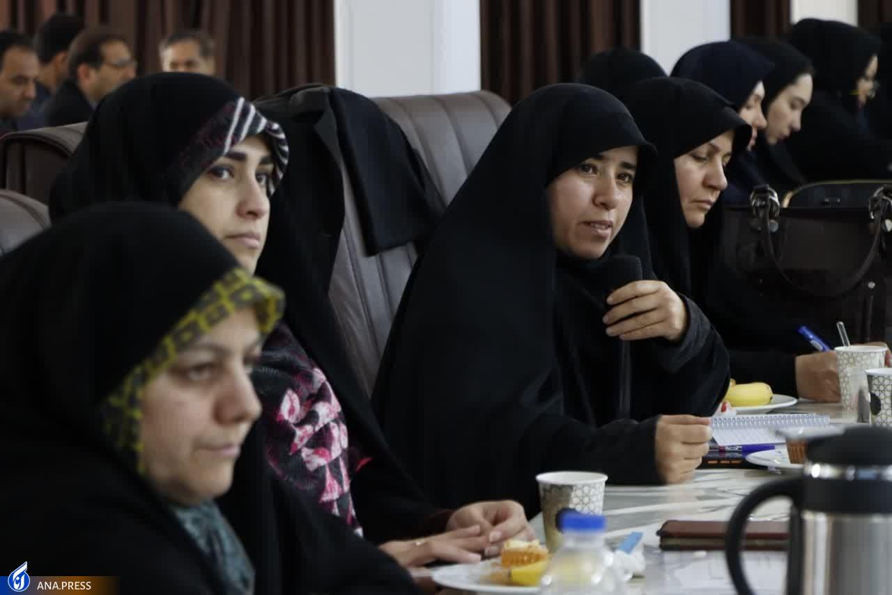 حسینی: انتخابات، مسئولان را پاسخگو میکند حسینی: انتخابات، مسئولان را پاسخگو میکند