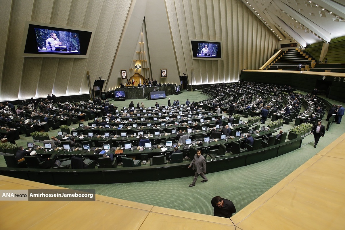 سازمان برنامه و بودجه به تهیه برنامه برای ارتقای شرکتهای دانشبنیان مکلف شد