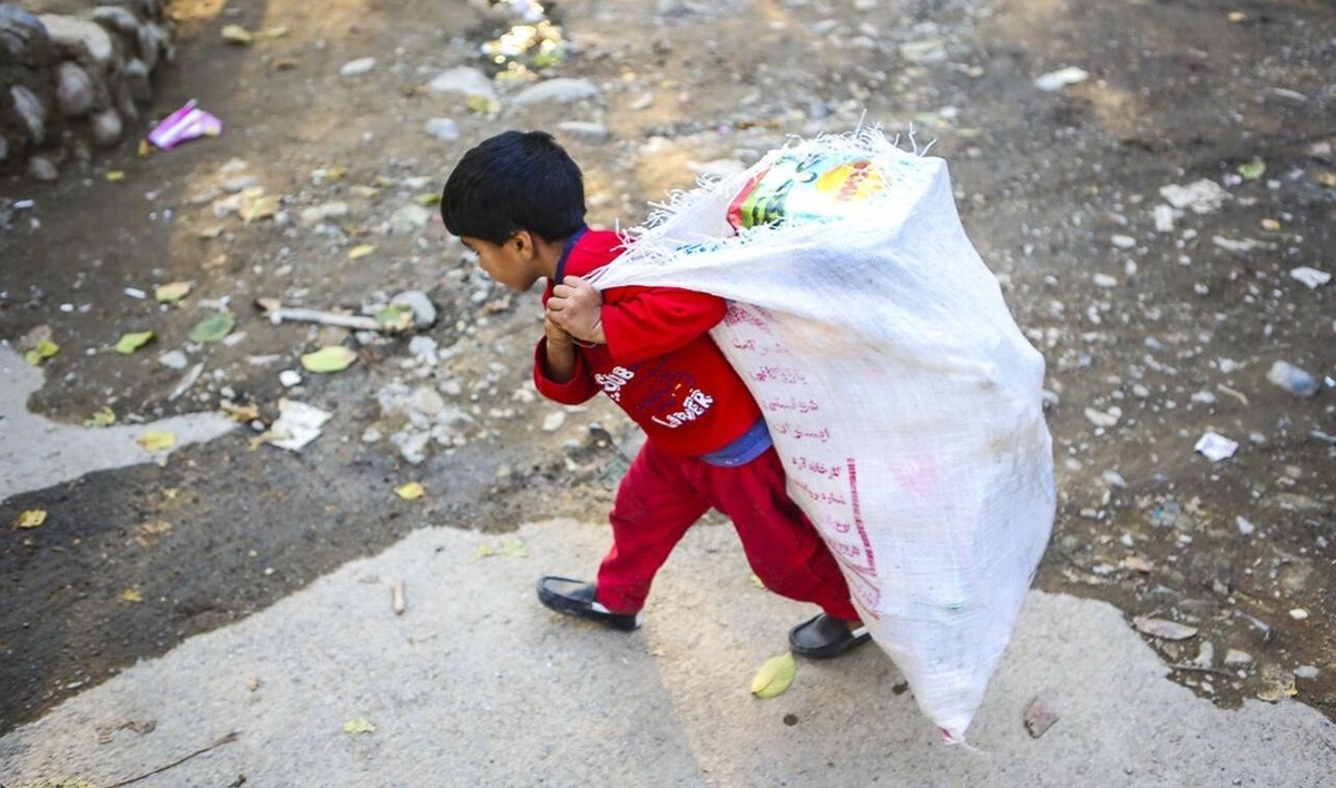 زندگی وحشتناک کودکان زبالهگرد موادمخدر به جای دستمزد!