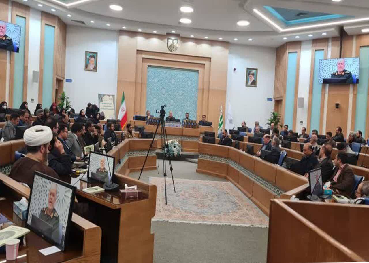 مشارکت حداکثری در انتخابات مانع رانت و سوءاستفاده در جامعه میشود مشارکت حداکثری در انتخابات مانع رانت و سوءاستفاده در جامعه میشود