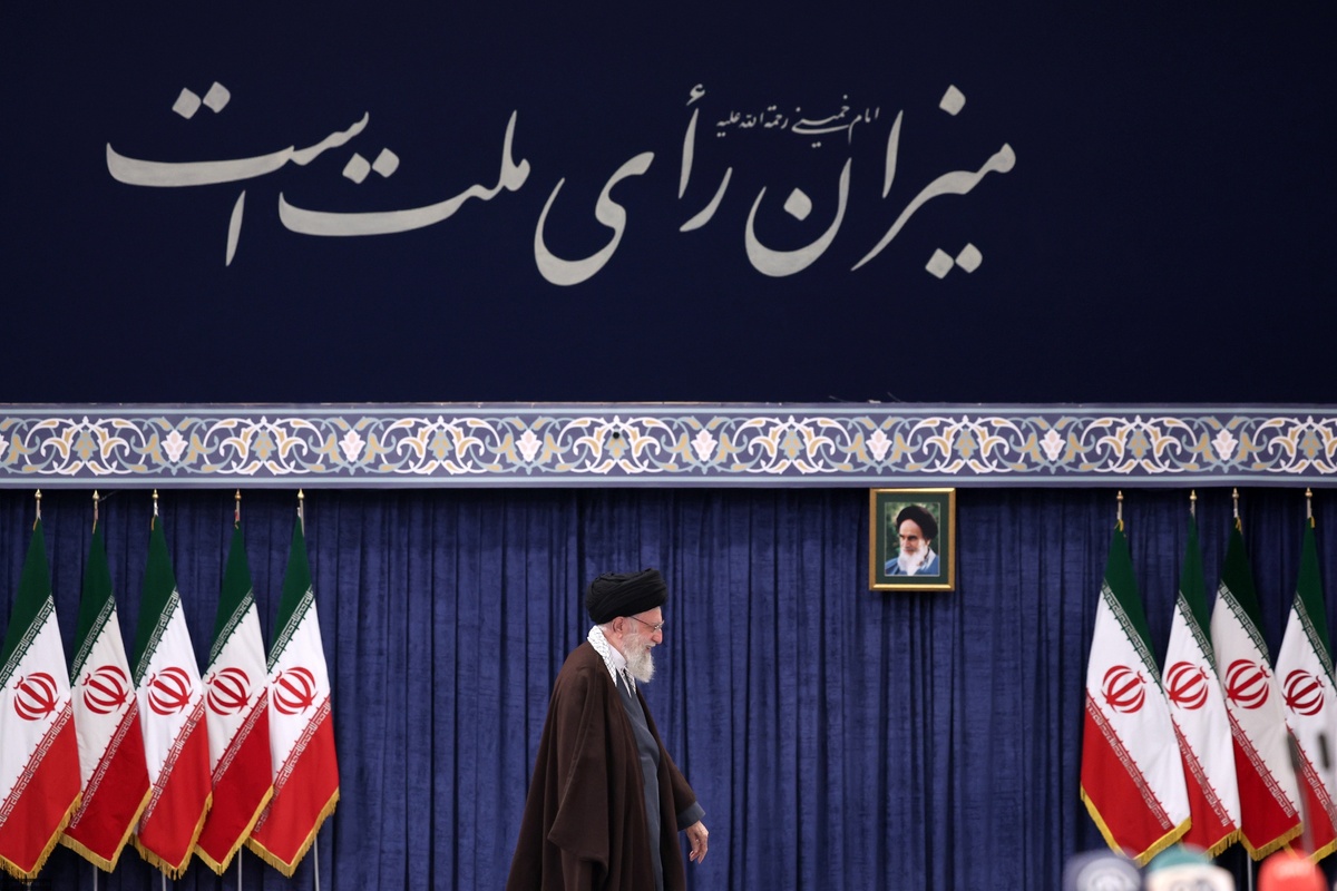 رهبری چگونه اطاله کلام رسانههای خارجی را خنثی کرد؟
