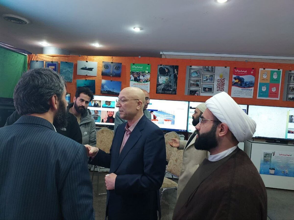 وزیر علوم از اتاق رصد وضعیت ستاد انتخابات بازدید کرد