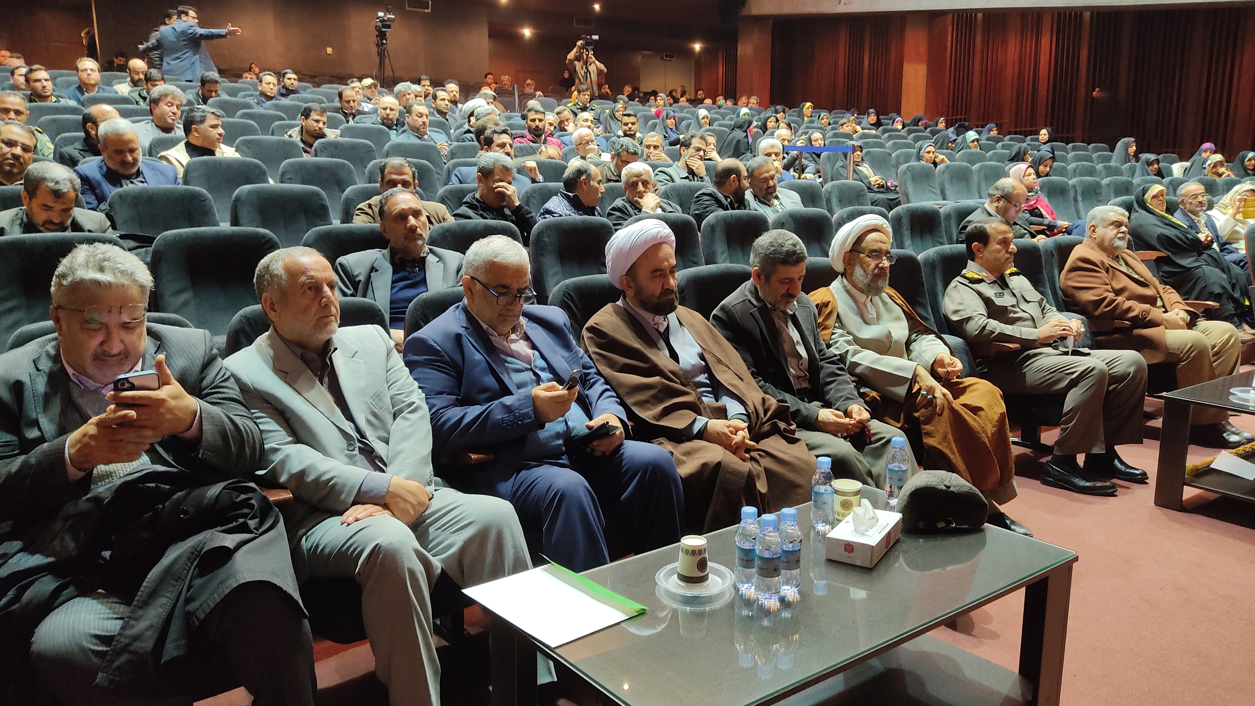 برگزیدگان جایزه کتاب سال دفاع مقدس معرفی شدند برگزیدگان جایزه کتاب سال دفاع مقدس معرفی شدند