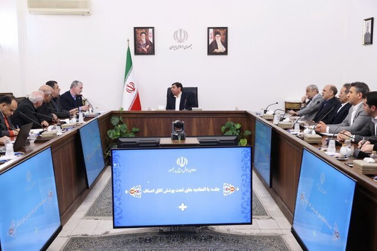 درخواست مخبر از اصناف: بازار را نظارت و قیمت‌ها را کنترل کنید