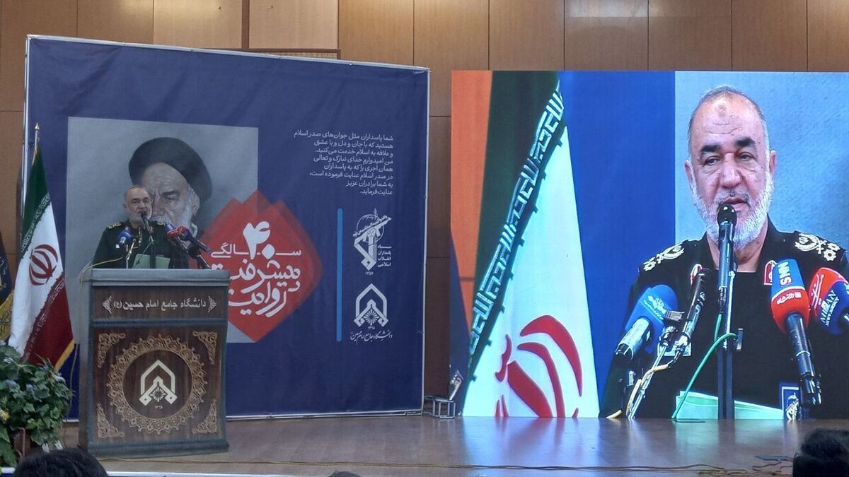 سلامی: دانشگاه جامع امام حسین (ع) بیرقدار فتح قلههای علمی کشور است