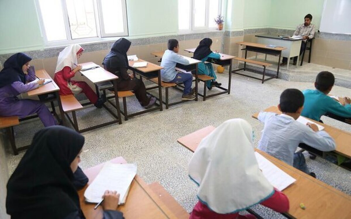 ۹۰۰ هزار دانشآموز سال گذشته ترک تحصیل کردهاند