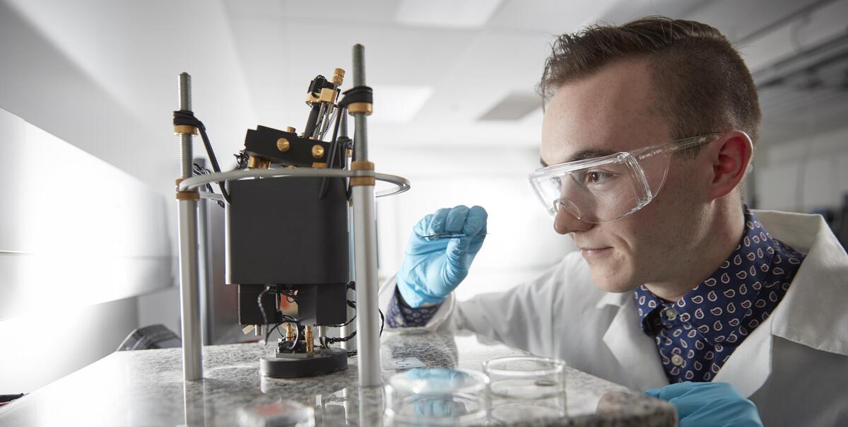 چه کاره بشم؛ شاید «مهندس نانو!»