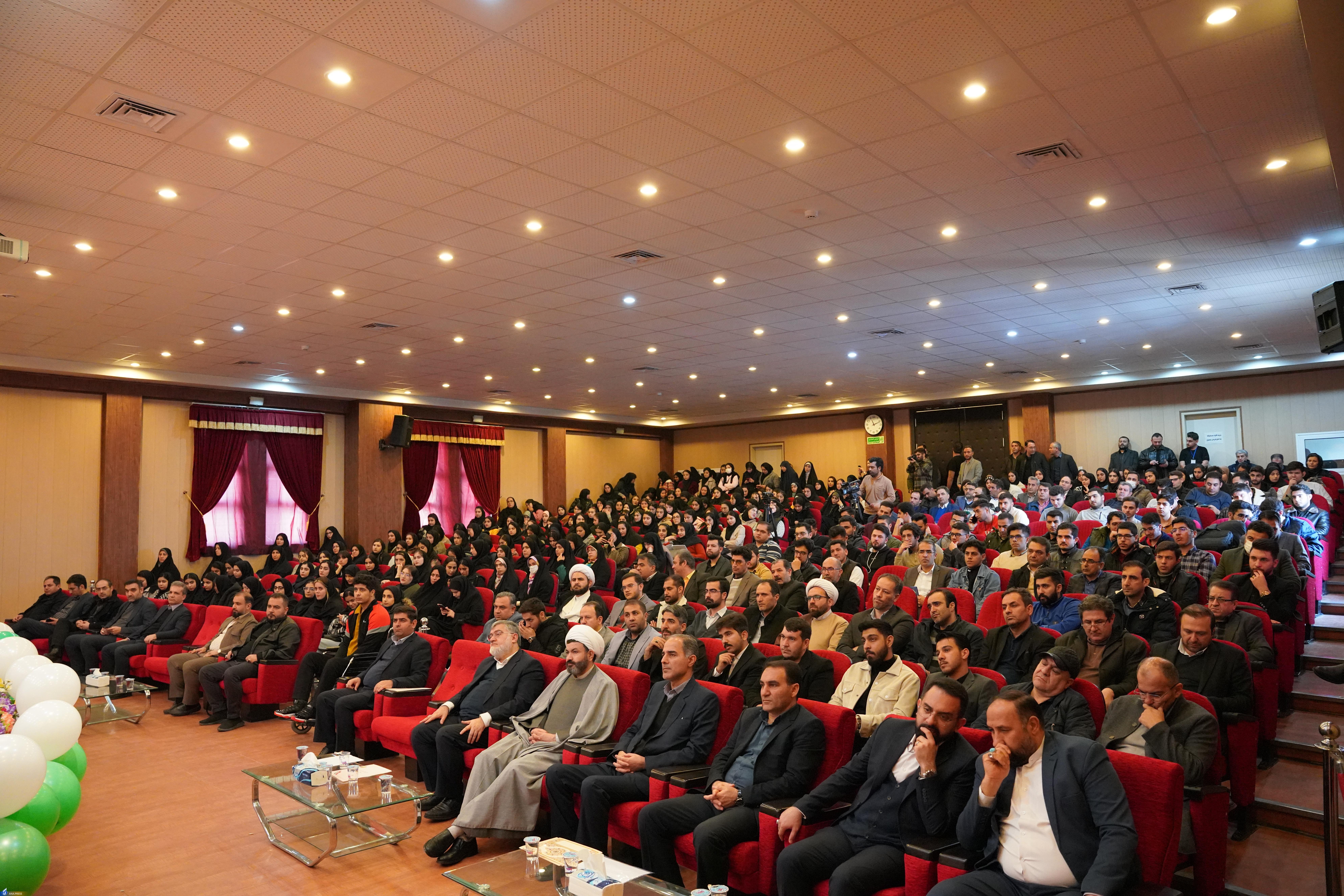 تأسیس دانشکده&zwnj;هایی مطابق با نیاز&zwnj;های جامعه در دانشگاه آزاد آذربایجان&zwnj;غربی