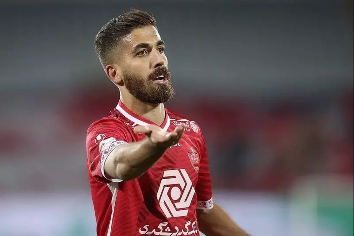 فرجی: دریافتی بازیکنان پرسپولیس واقعاً خجالت آور است دیشب تا صبح تب و لرز داشتم+فیلم