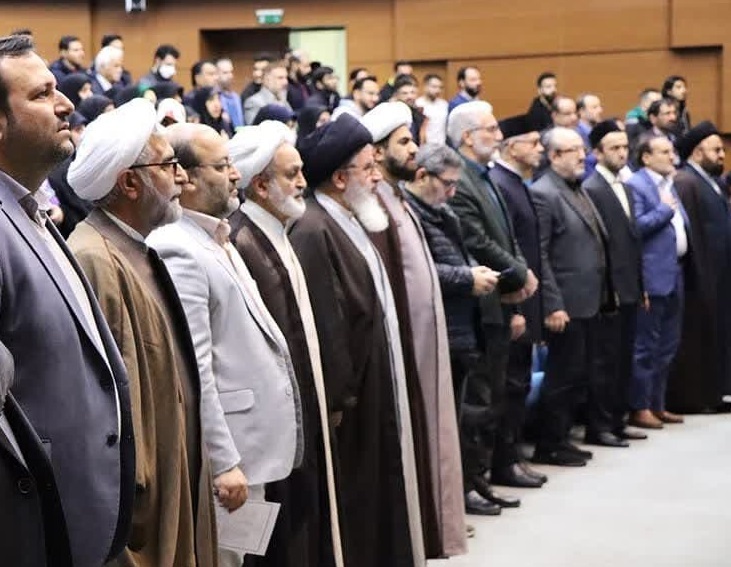 سیری بر سومین جشنواره امامت و مهدویت با بیش از ۵۰ هزار اثر سیری بر سومین جشنواره امامت و مهدویت با بیش از ۵۰ هزار اثر