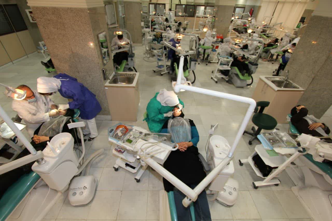 ۶ هزار و ۵۰۰ دانشآموخته دندانپزشکی در ۳۸ سال/ بهترین بودیم، چون شهریه میدادیم ۶ هزار و ۵۰۰ دانشآموخته دندانپزشکی در ۳۸ سال/ بهترین بودیم، چون شهریه میدادیم