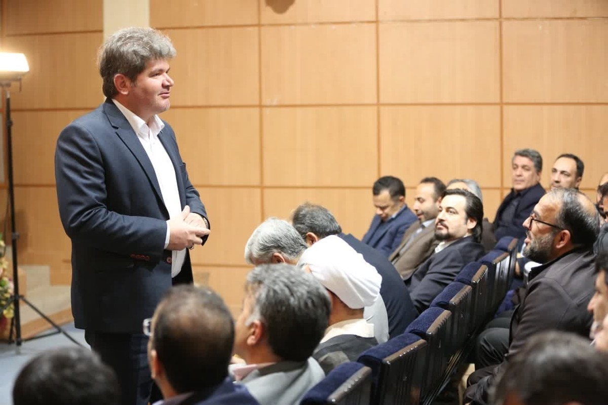 از رشد ۲۰ درصدی جذب دانشجو تا راهاندازی نیروگاه خورشیدی ۴۰ مگاواتی