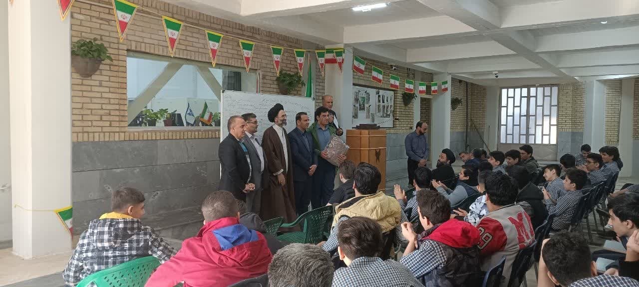 توسعه مدارس سما در راستای مسئولیت اجتماعی دانشگاه آزاد