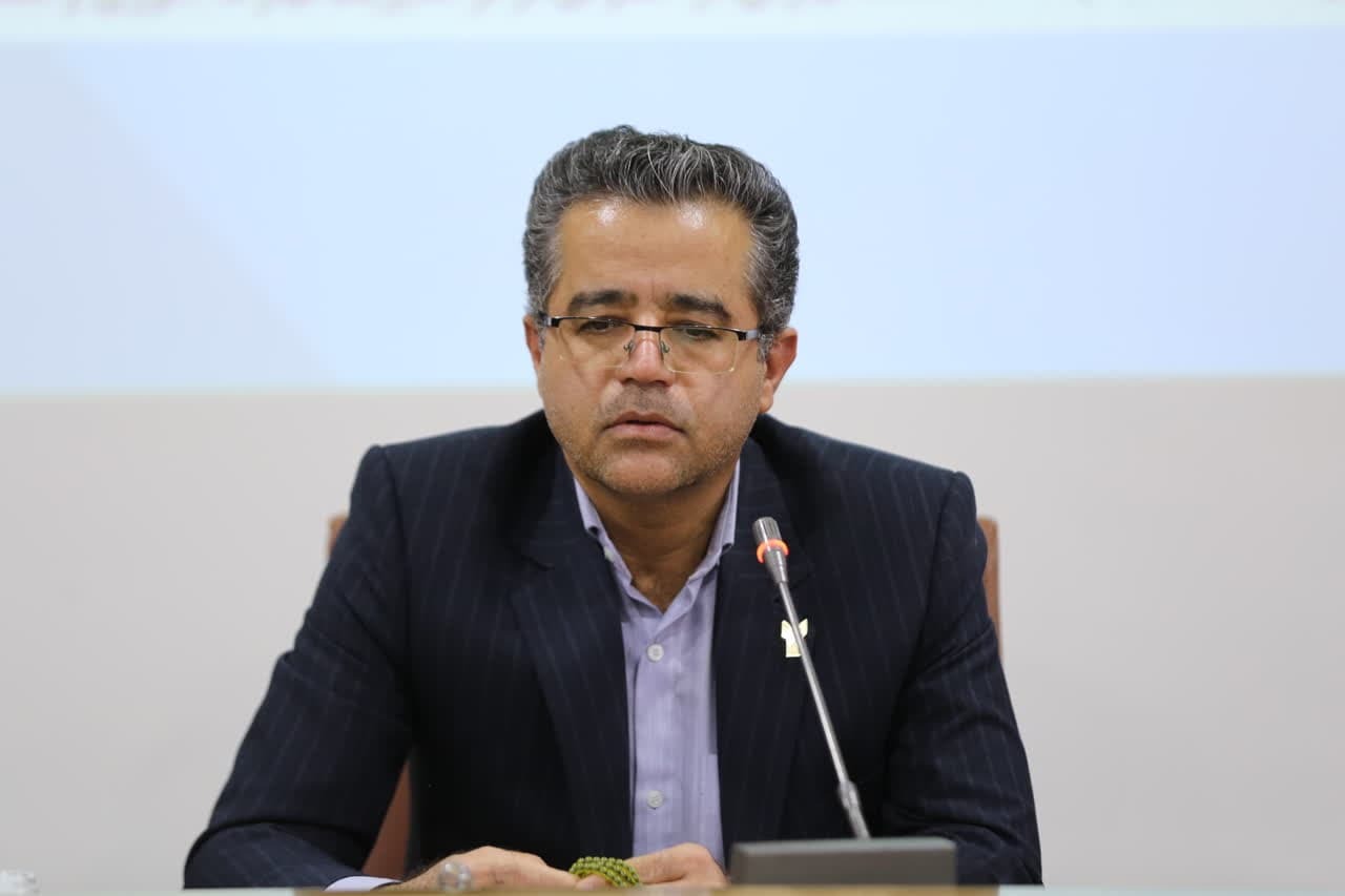 لزوم جذب سرمایهگذار برای فعالیتهای اقتصادی دانشگاه آزاد اراک لزوم جذب سرمایهگذار برای فعالیتهای اقتصادی دانشگاه آزاد اراک