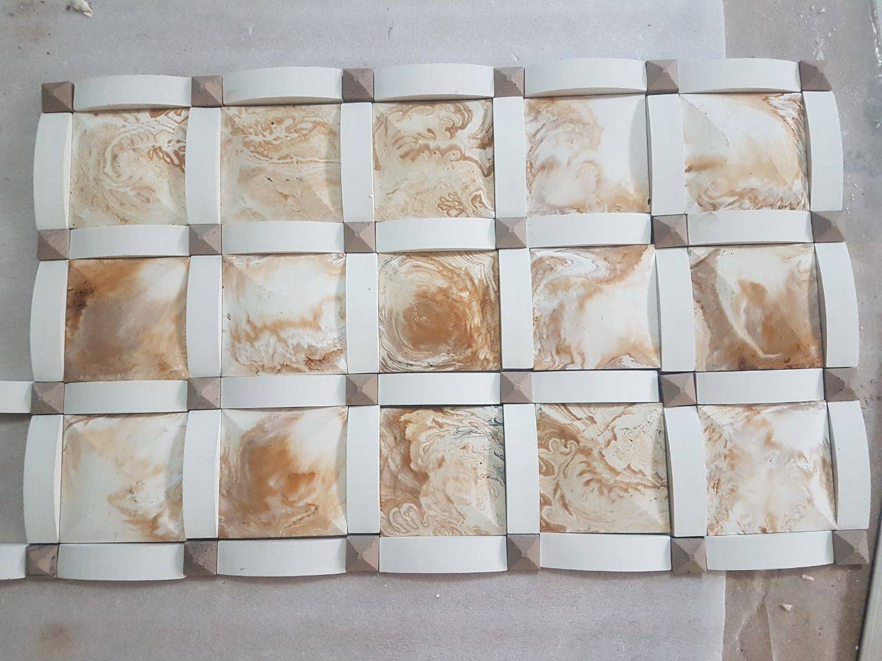 تولید سنگ مصنوعی و مصنوعات سنگی با بهرهگیری از مواد طبیعی تولید سنگ مصنوعی و مصنوعات سنگی با بهرهگیری از مواد طبیعی